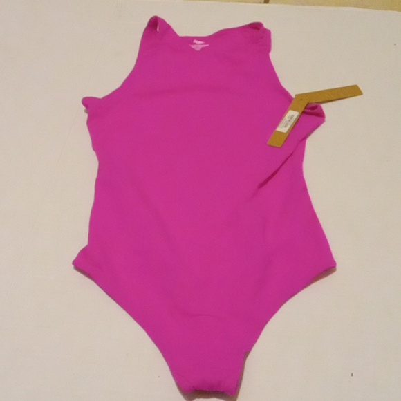 Skims sold out long neck bodysuit in fuchsia - Picture 4 of 8